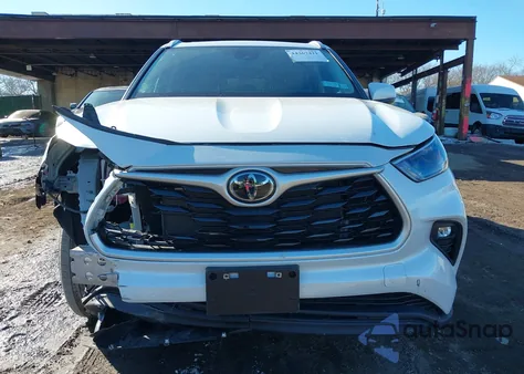 2022 Toyota Highlander Xle из США, поврежденный, VIN 5TDGZRBH6NS596795